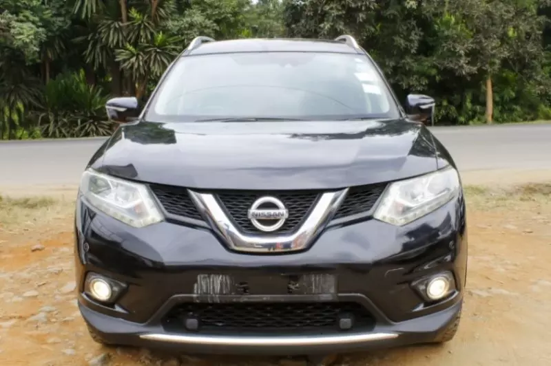 Nissan X- trail   - 2015