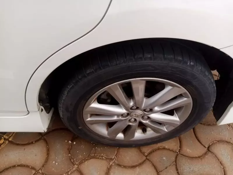 Toyota Wish   - 2012