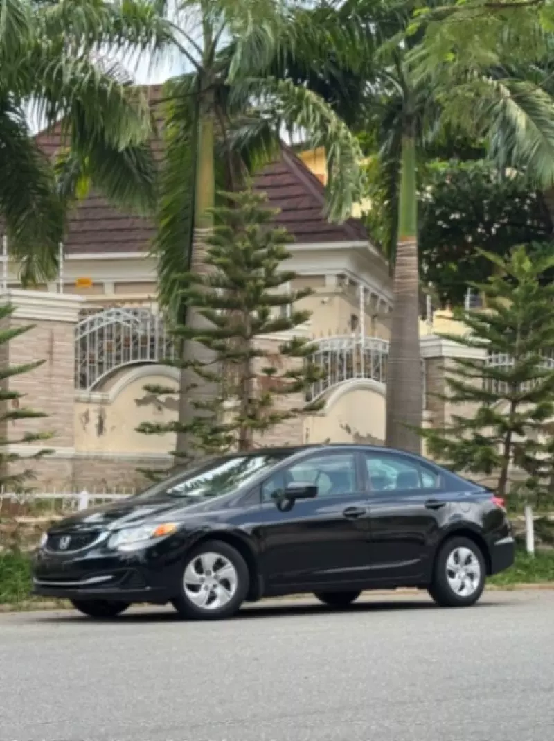 Honda Civic   - 2014