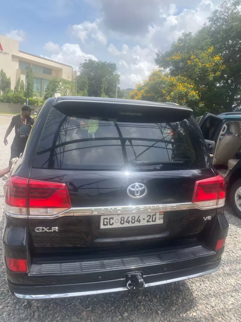 Toyota Land Cruiser GXR   - 2019