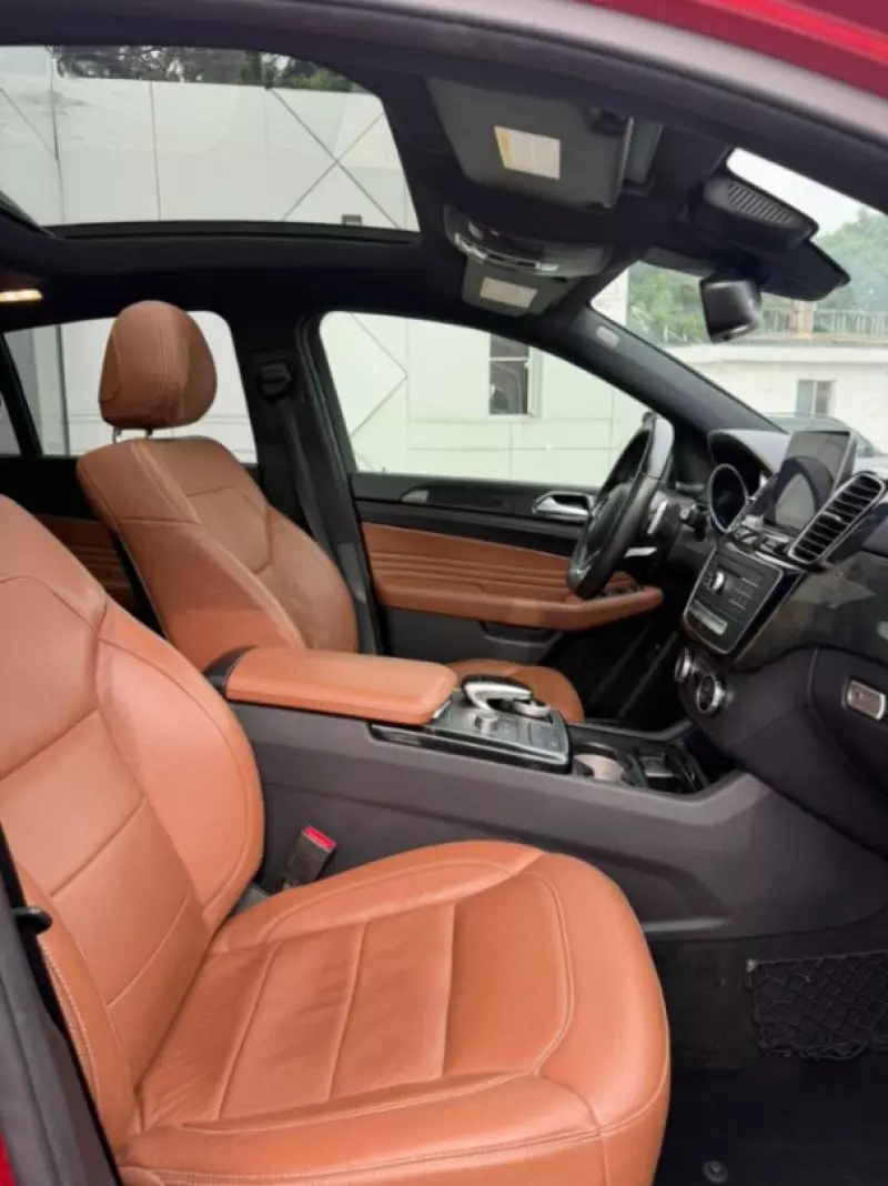 Mercedes-Benz GLE-Class   - 2017