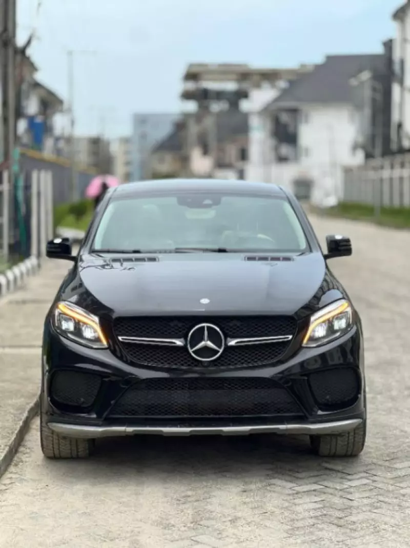 Mercedes-Benz GLE-Class   - 2016