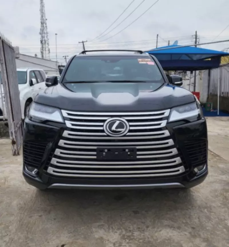 Lexus LX 600   - 2022