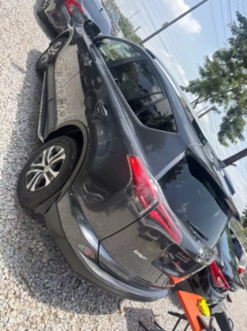 Toyota RAV 4   - 2018