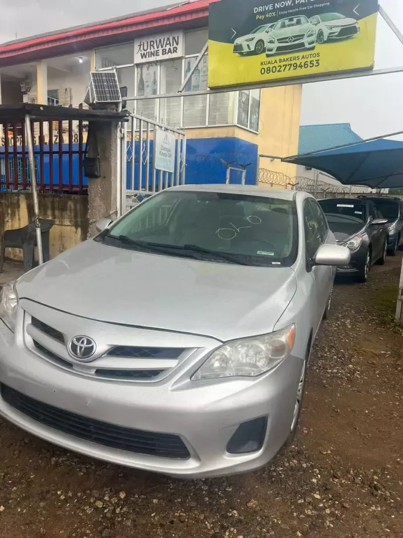 Toyota Corolla   - 2013