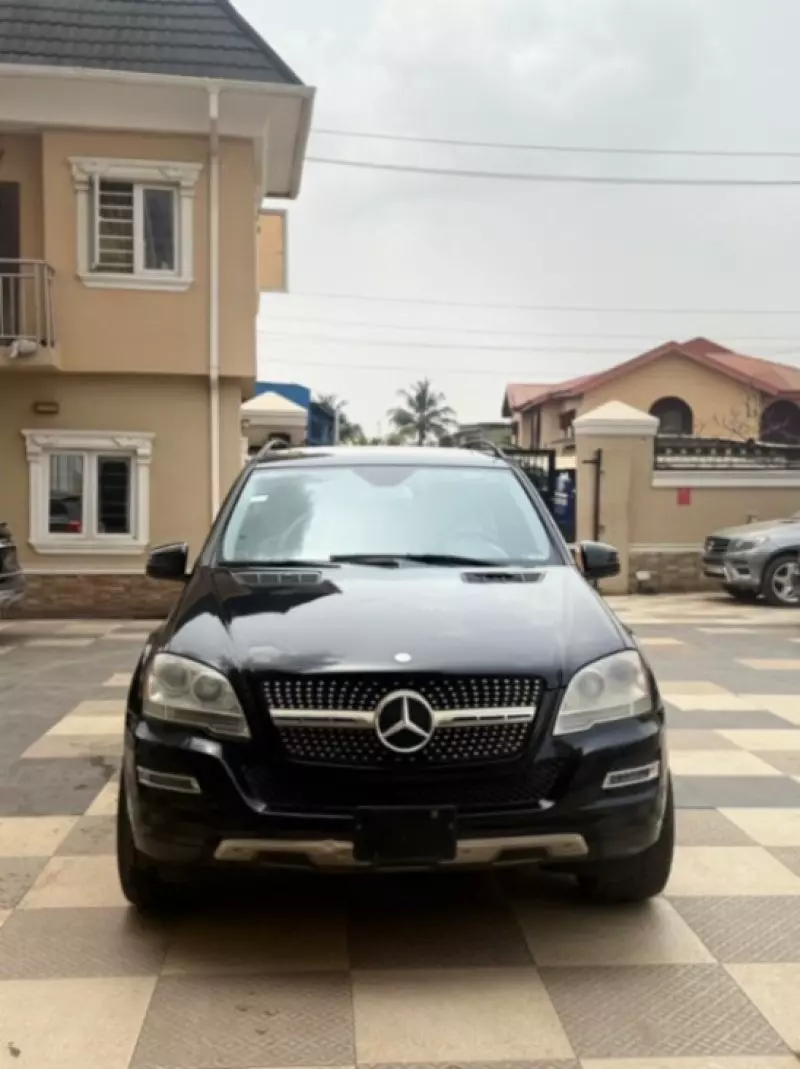 Mercedes-Benz M-Class   - 2010