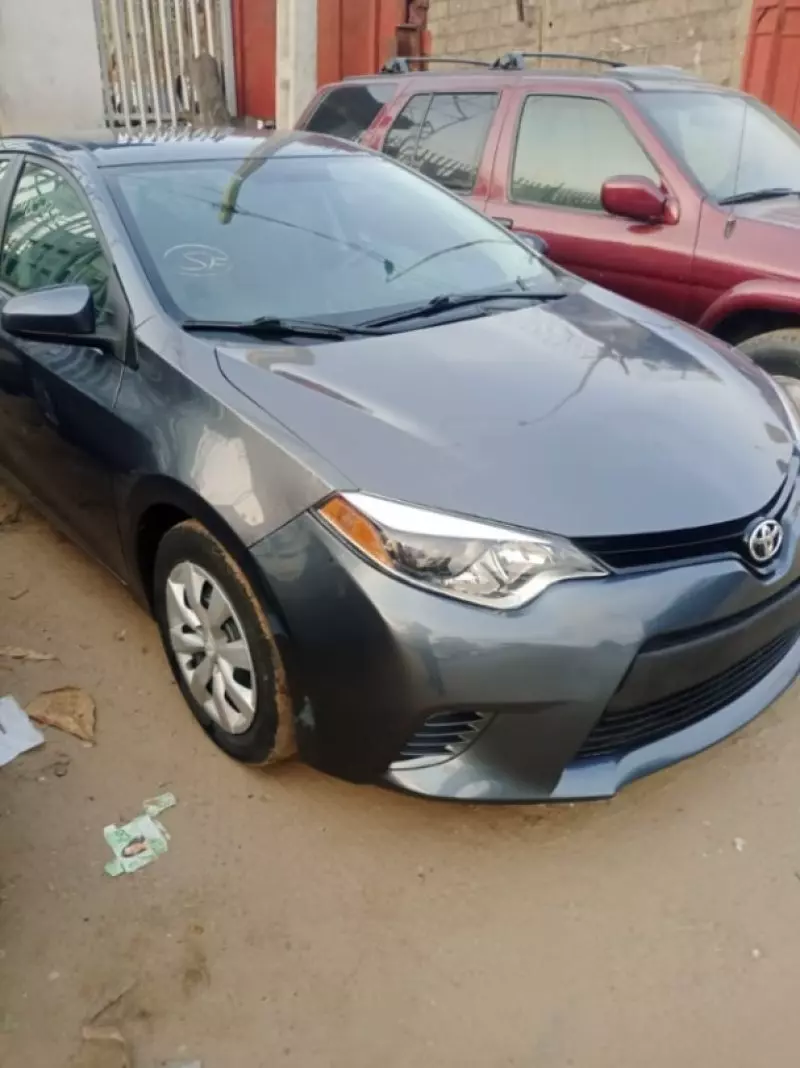 Toyota Corolla   - 2015
