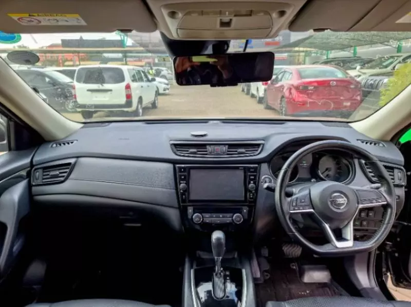 Nissan X-Trail   - 2018
