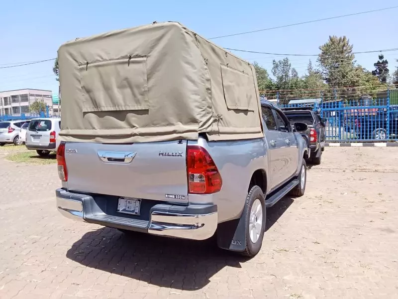 Toyota Hilux