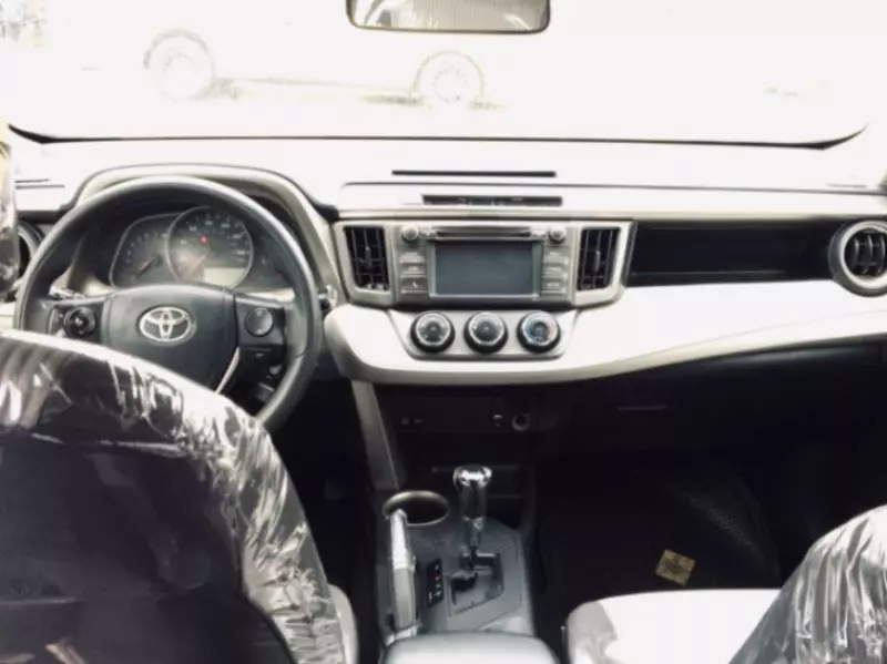 Toyota RAV4   - 2015