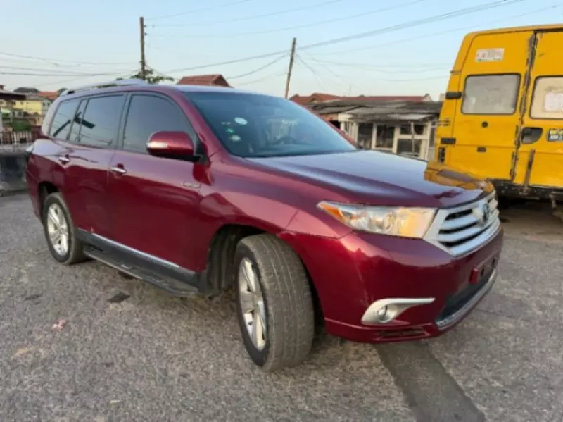Toyota Highlander   - 2008