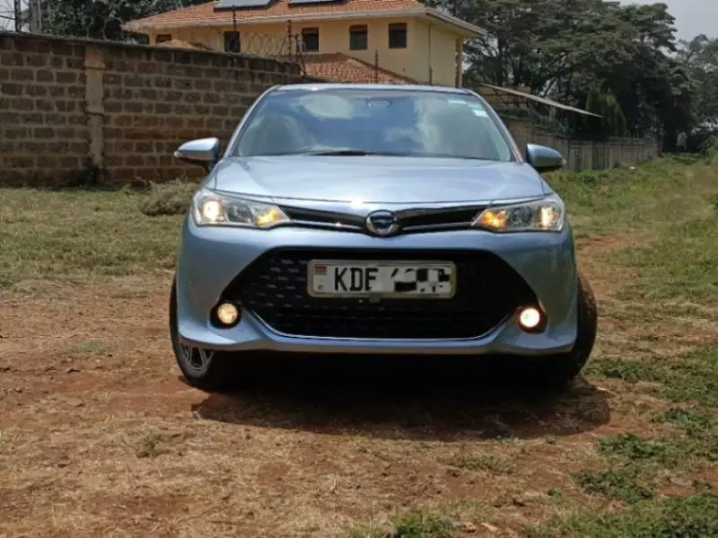 Toyota Fielder hybrid    - 2016