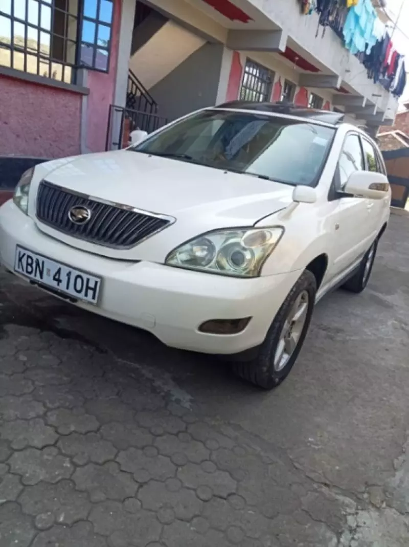 Toyota Harrier   - 2004