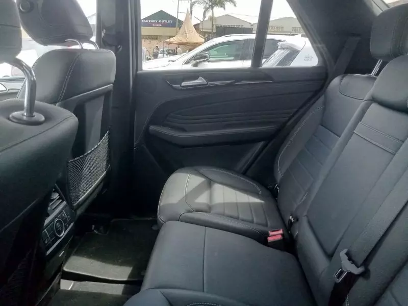 Mercedes-Benz ML 350   - 2014