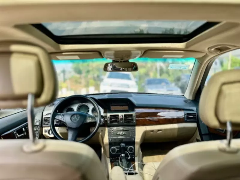 Mercedes-Benz GLK 350   - 2011