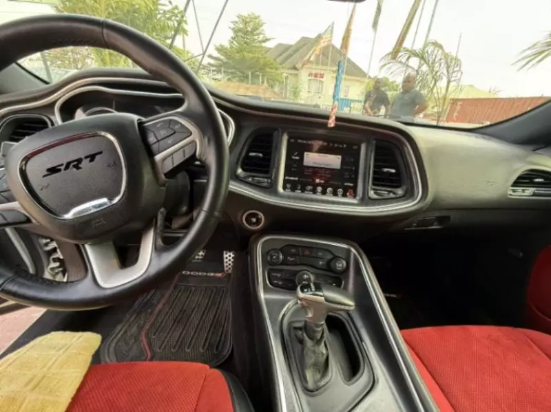 Dodge Challenger   - 2015