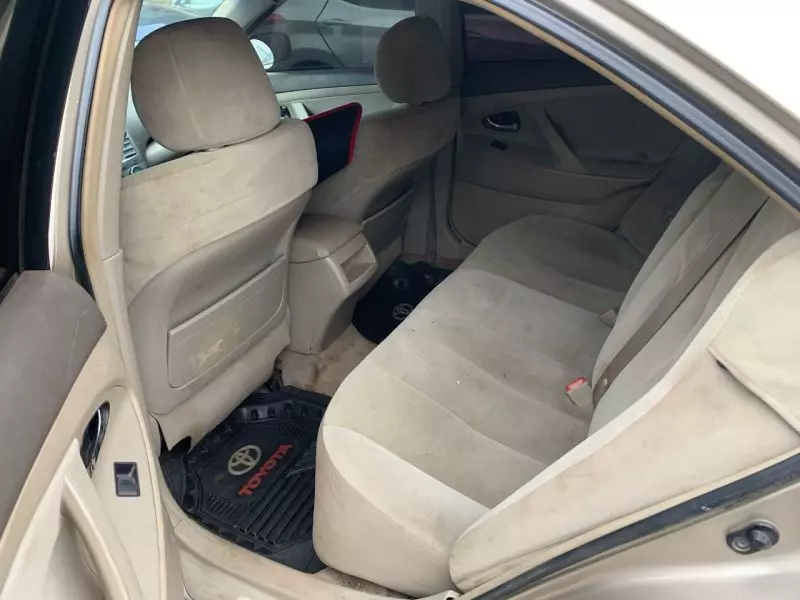 Toyota Camry   - 2009