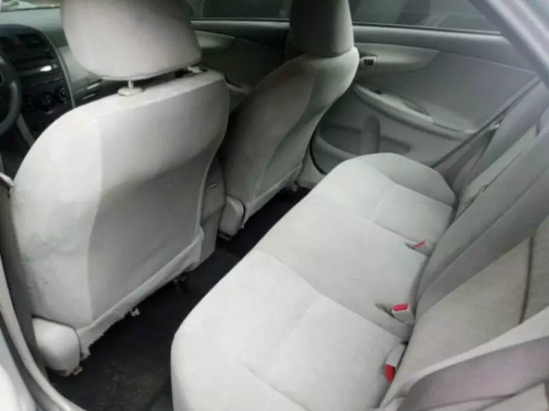 Toyota Corolla   - 2009