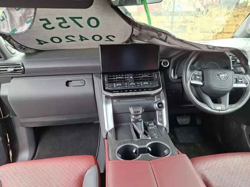 TOYOTA LANDCRUISER GR-S   - 2022
