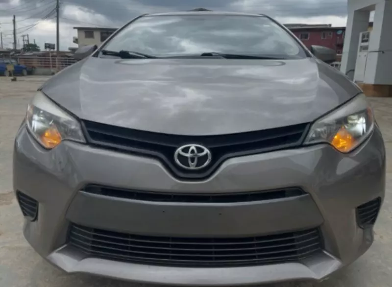 Toyota corolla   - 2016
