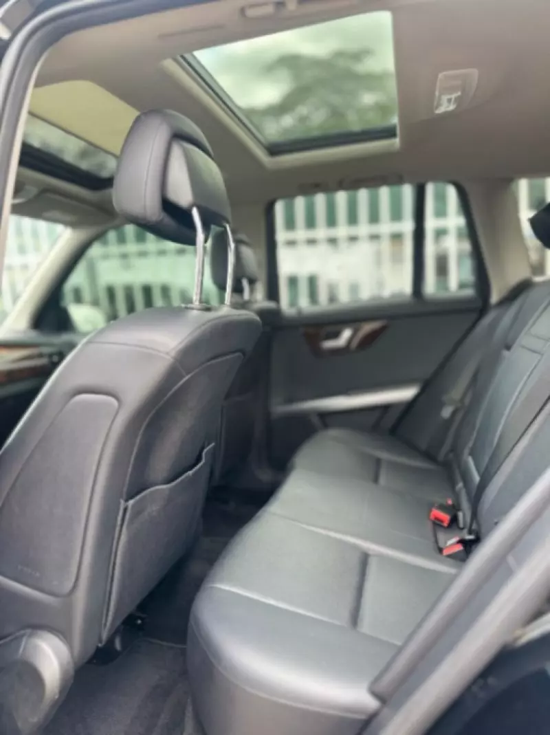 Mercedes-Benz GLK 350   - 2012