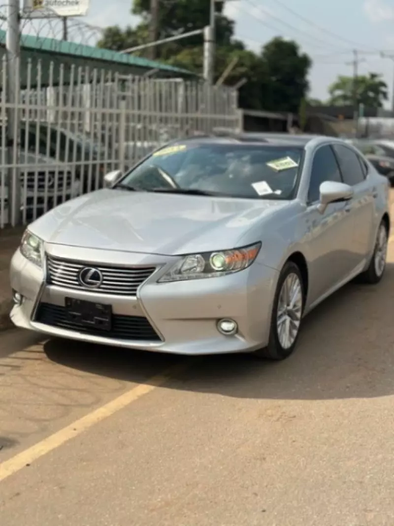 Lexus ES 350