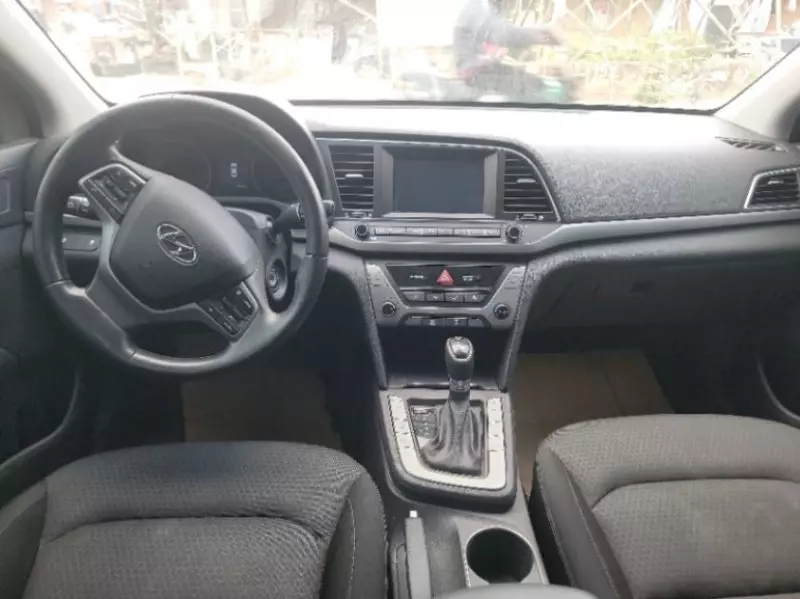 Hyundai Elantra   - 2017