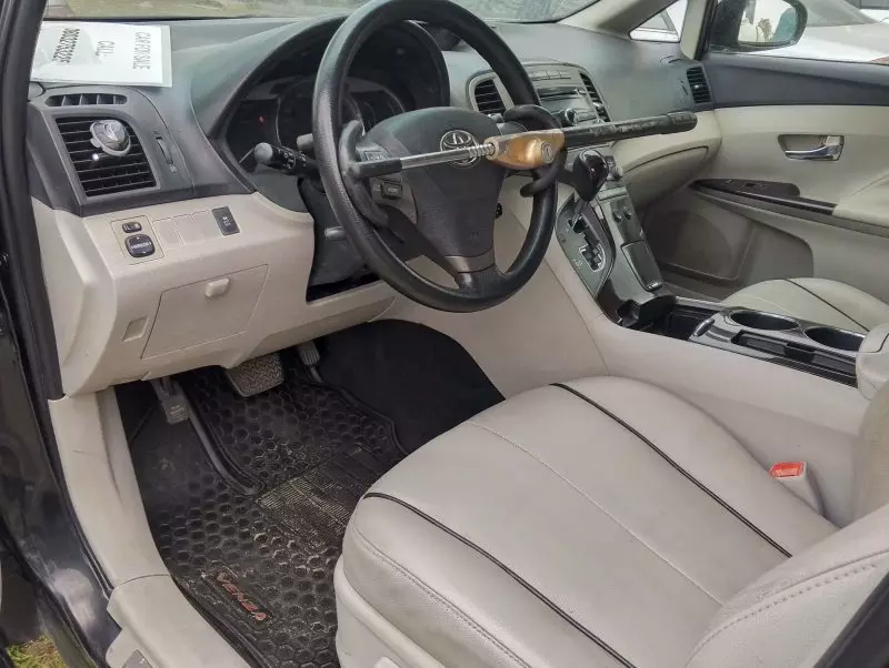 Toyota Venza   - 2009