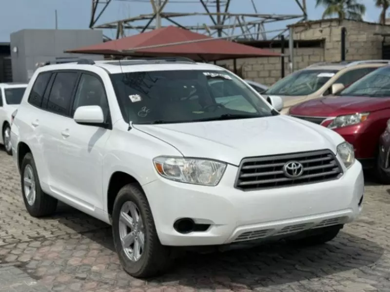 Toyota Highlander   - 2010