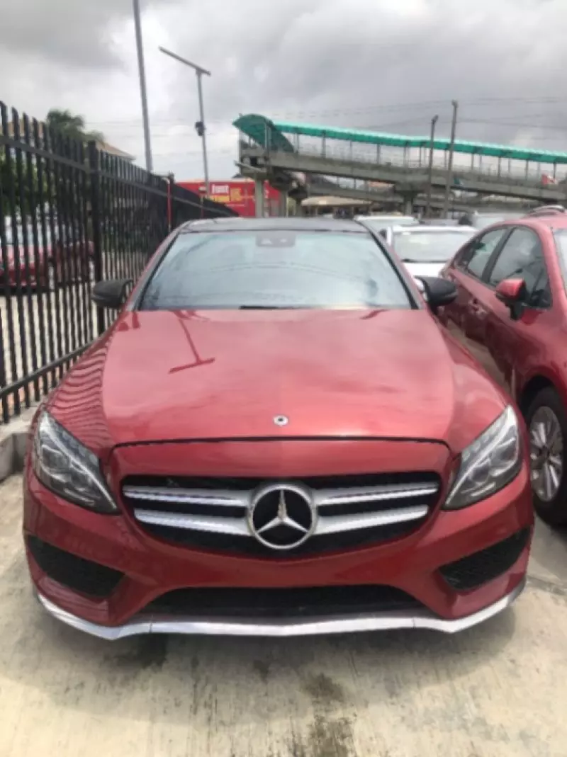 Mercedes-Benz C 300   - 2016