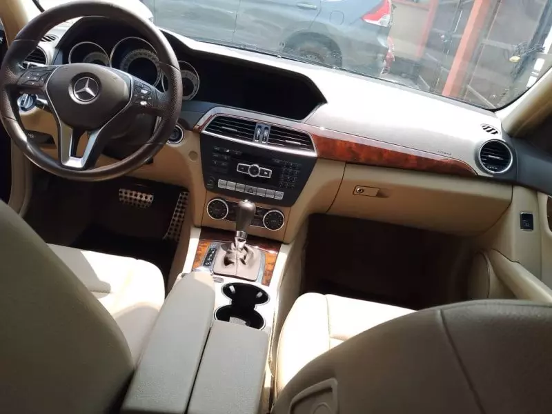 Mercedes-Benz C 300   - 2013