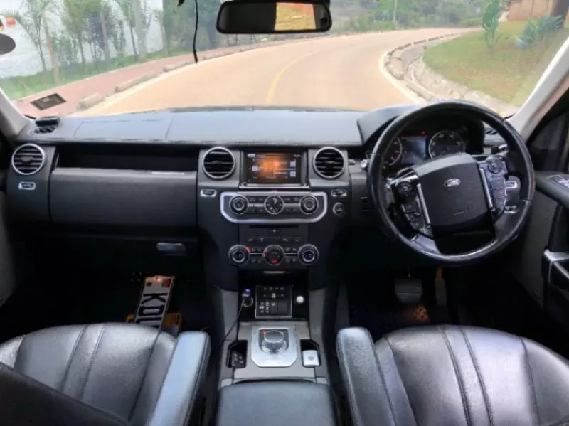 Land Rover Discovery 4 - 2016