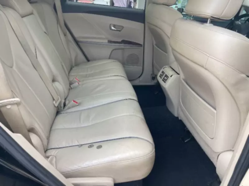 Toyota Venza   - 2010