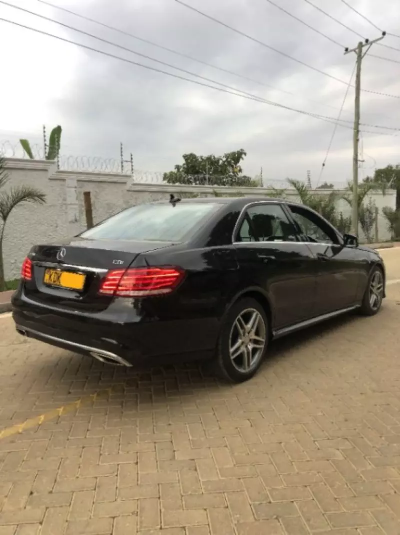 Mercedes-Benz E250   - 2015