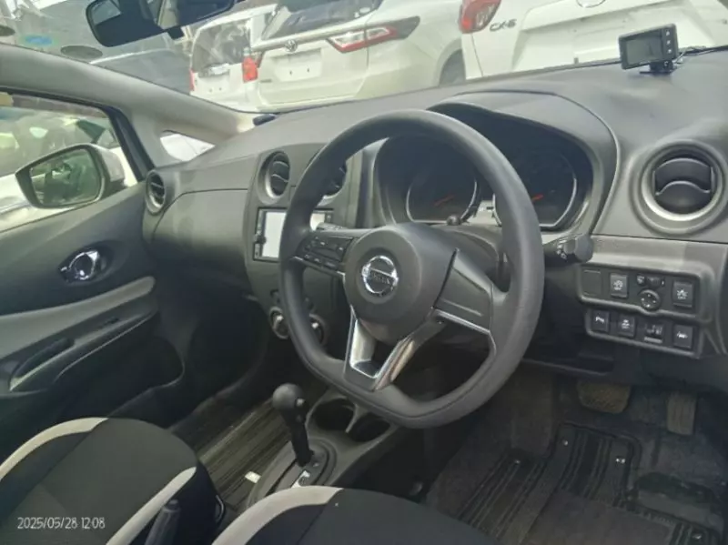 Nissan Note Hybrid E-Power   - 2018