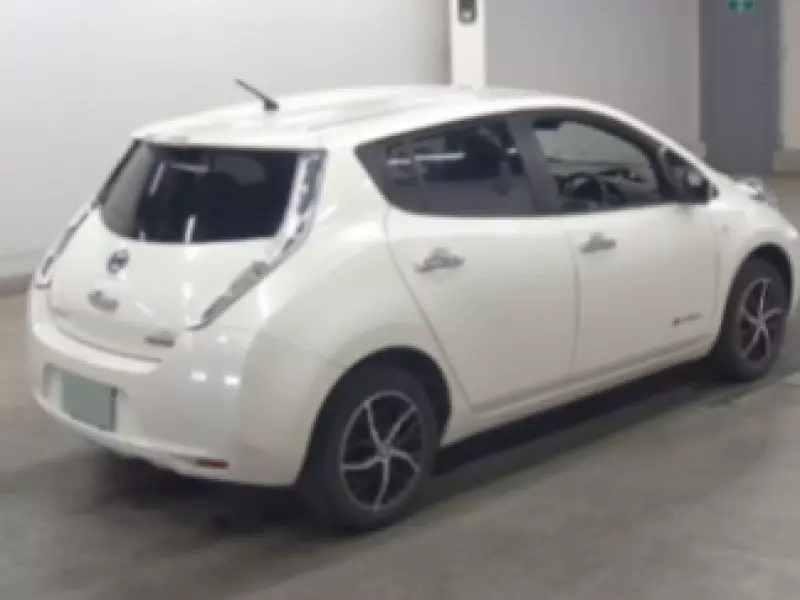 Nissan Leaf   - 2016