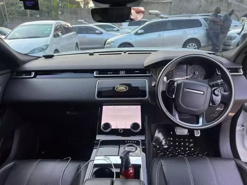 Land Rover Range Rover Velar   - 2018