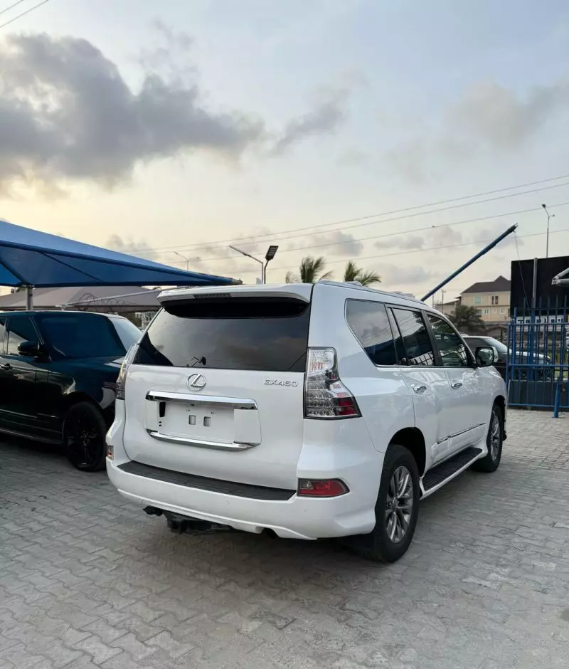 Lexus GX 460   - 2014