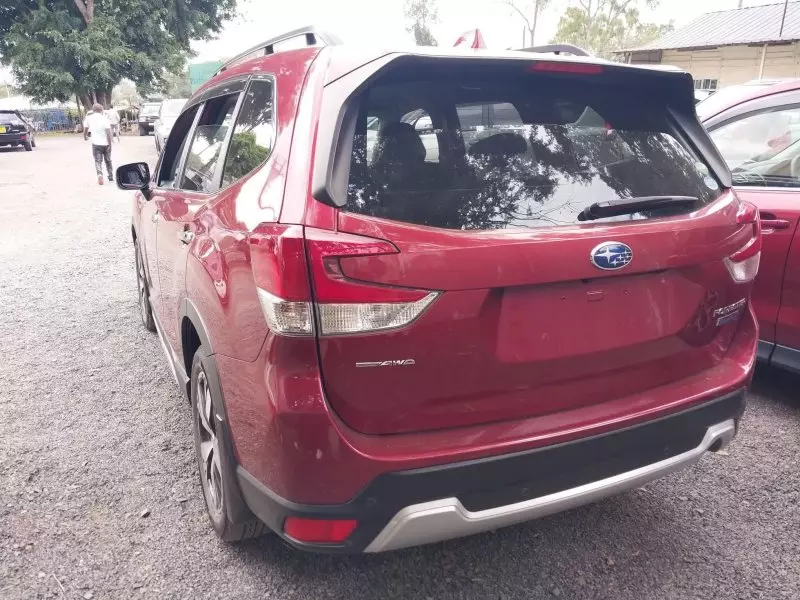 Subaru Forester   - 2018