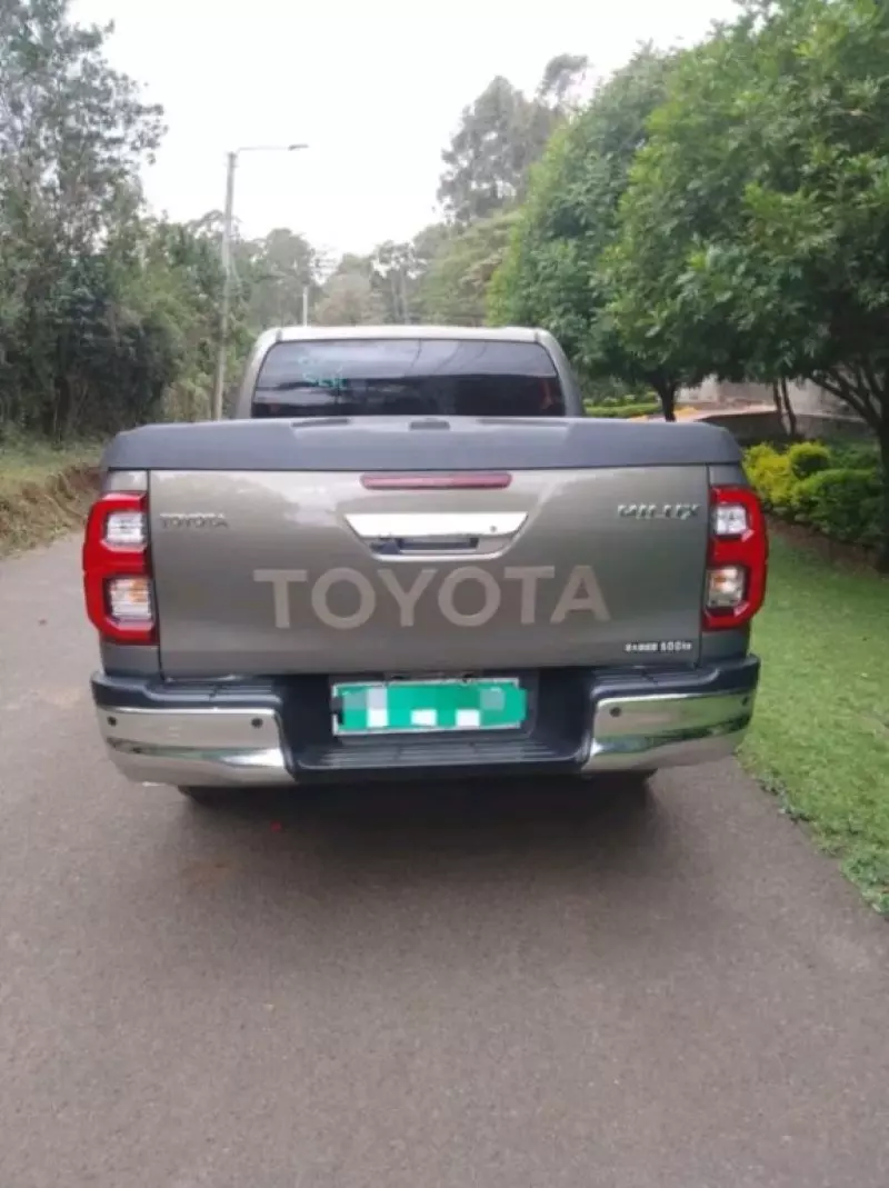 Toyota Hilux