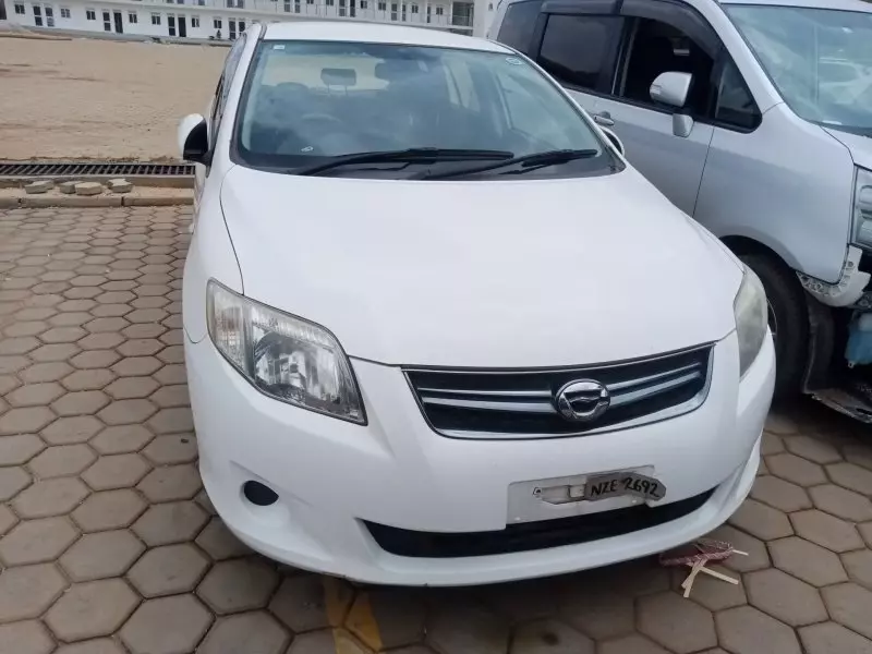 Toyota Fielder    - 2012