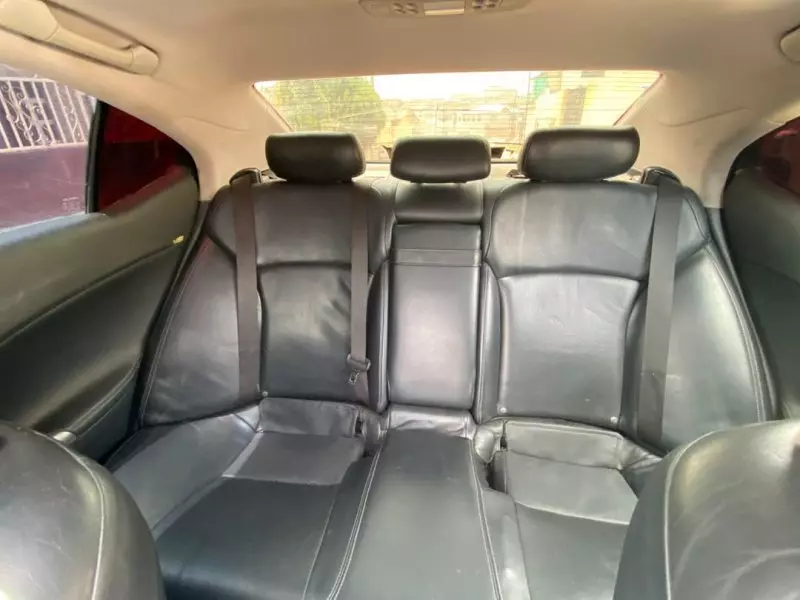 Lexus IS 250   - 2010