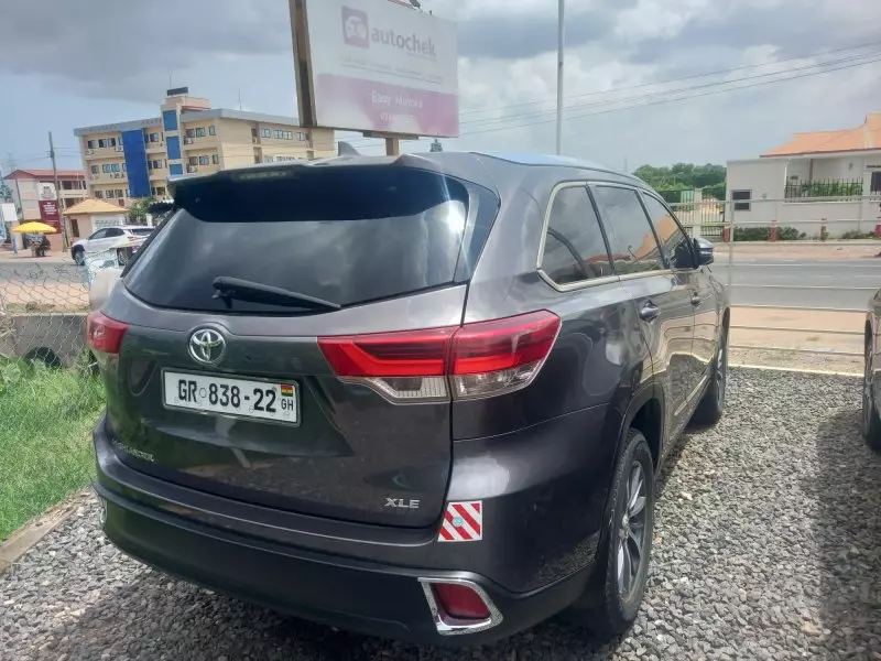 Toyota Highlander   - 2019