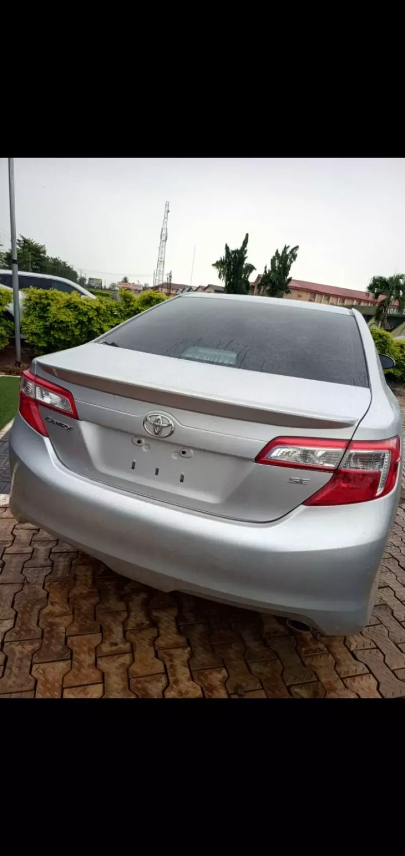 Toyota camry   - 2012