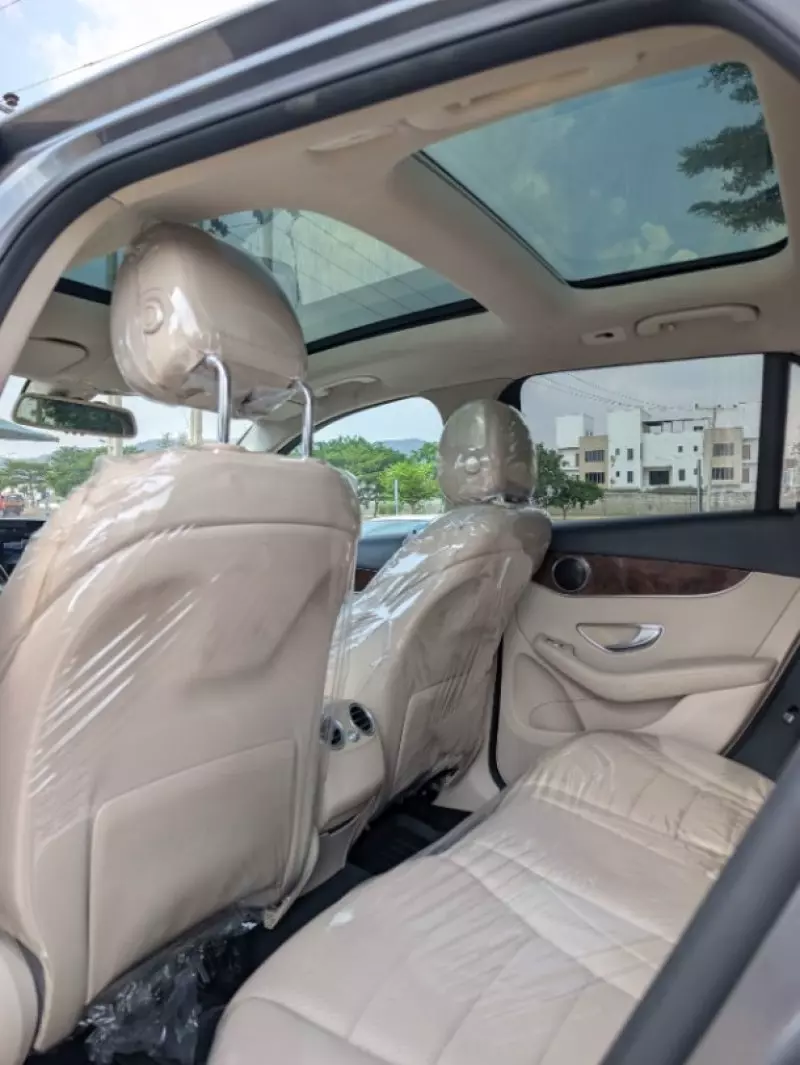 Mercedes-Benz GLC 300   - 2016