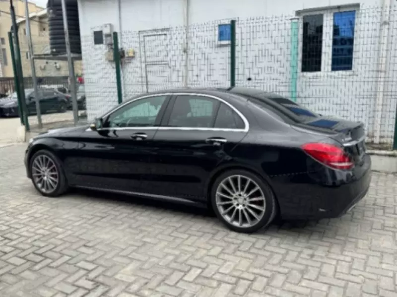 Mercedes-Benz C-Class   - 2015