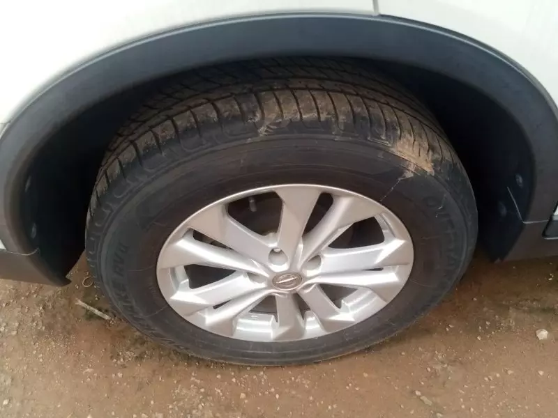 Nissan X-Trail - 2015