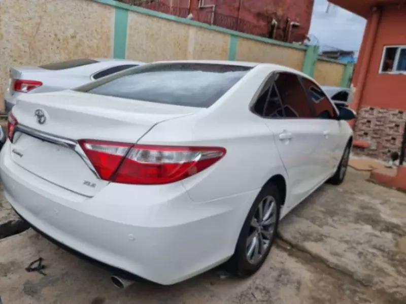 Toyota Camry   - 2015