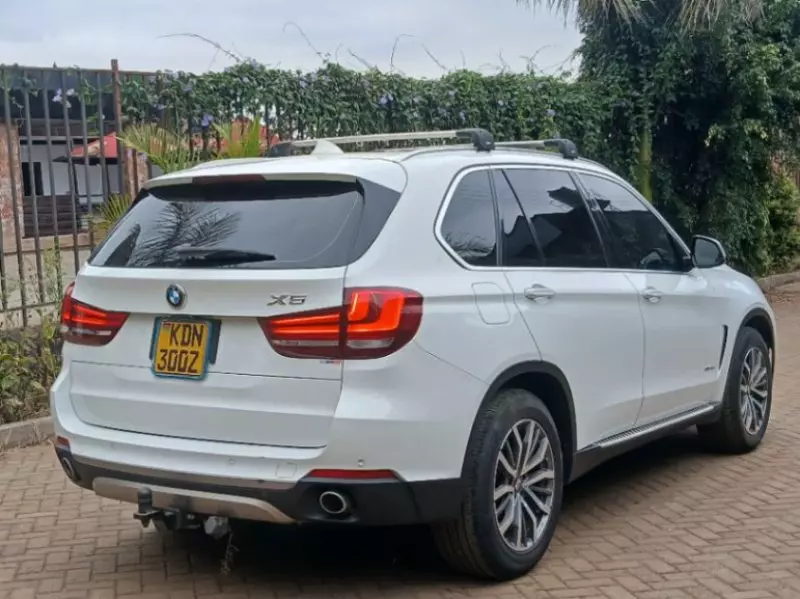 BMW X5   - 2016