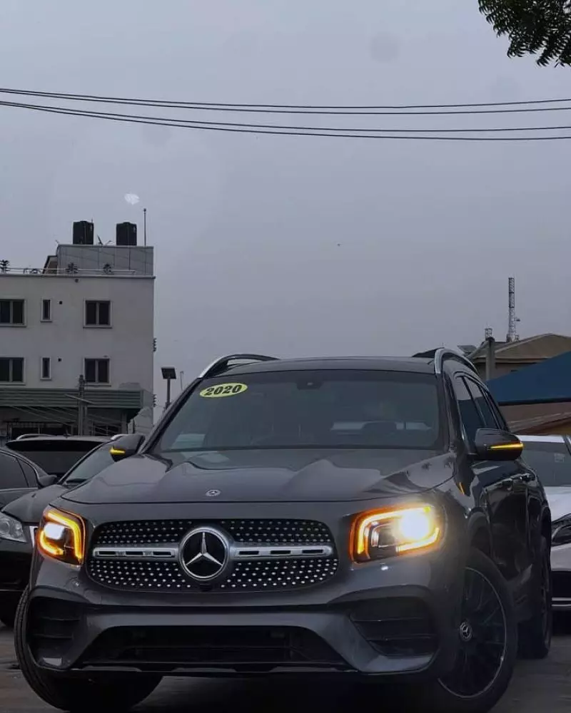 Mercedes-Benz GLB 250   - 2020